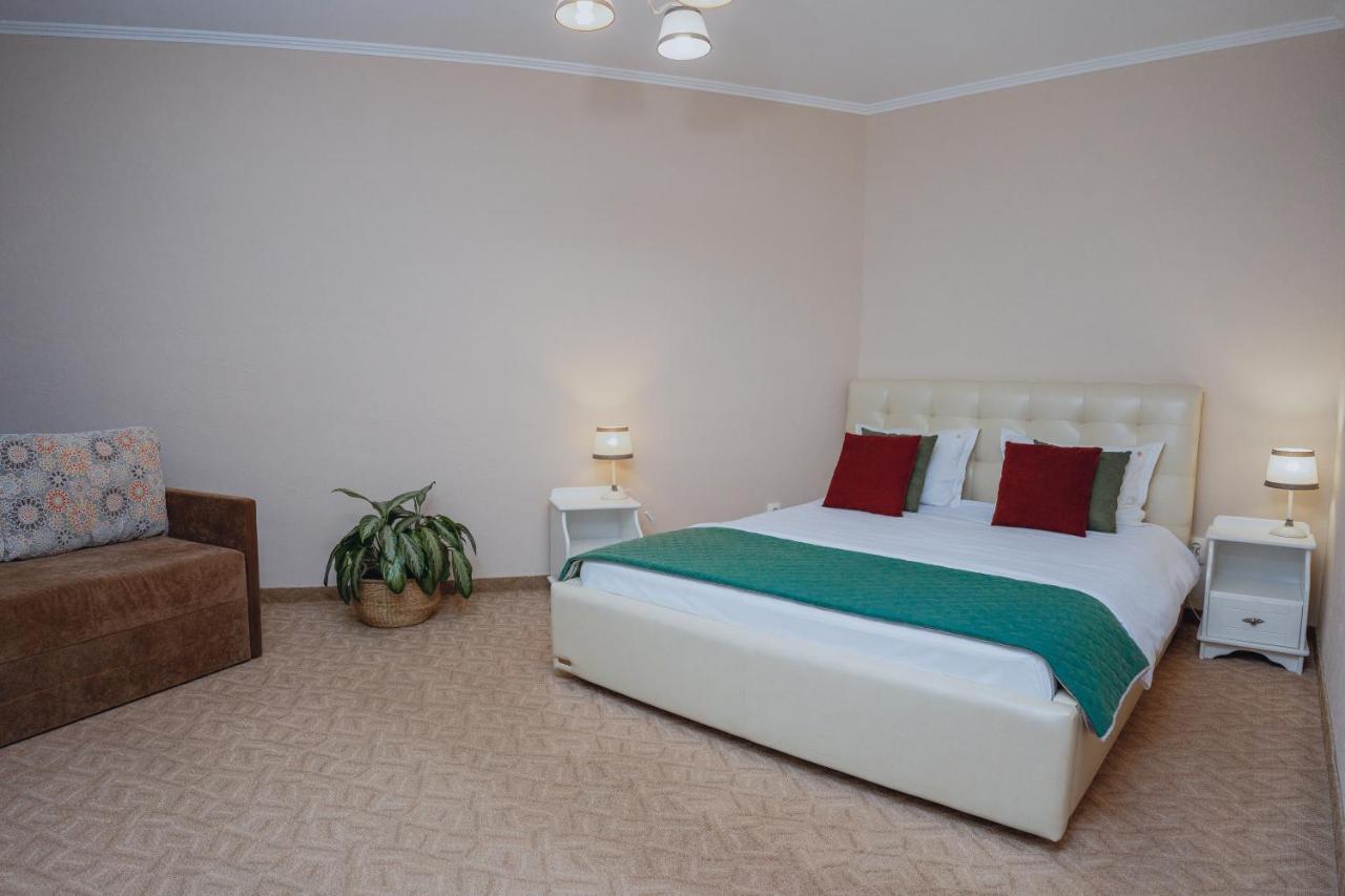 Hotel&Restaurant Premium Club Яремча Экстерьер фото
