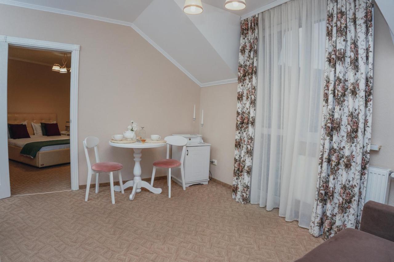 Hotel&Restaurant Premium Club Яремча Экстерьер фото