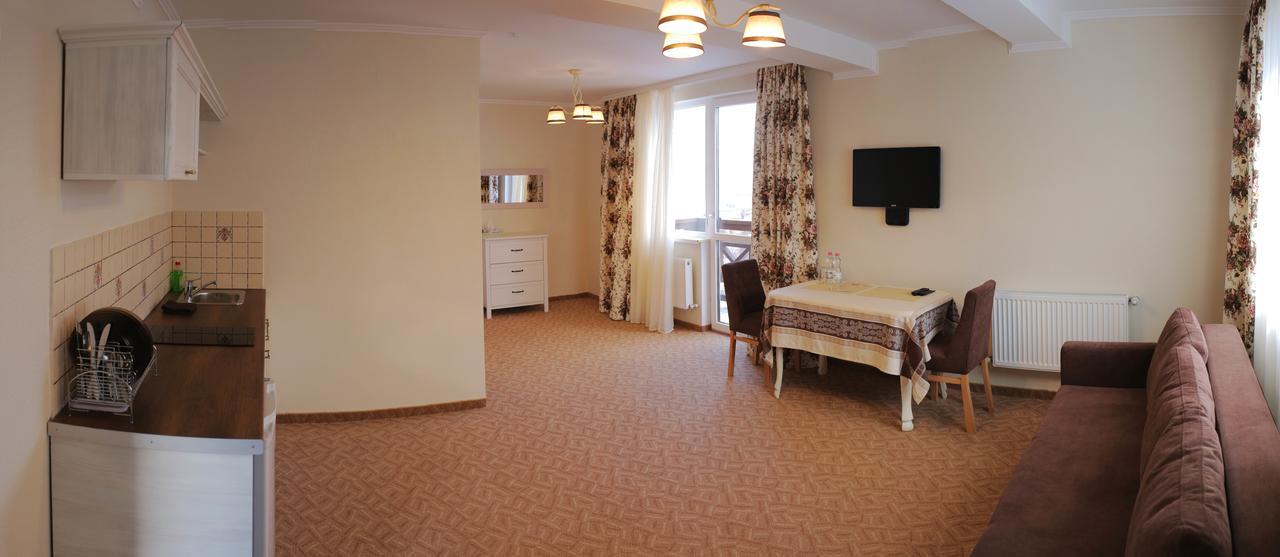 Hotel&Restaurant Premium Club Яремча Экстерьер фото